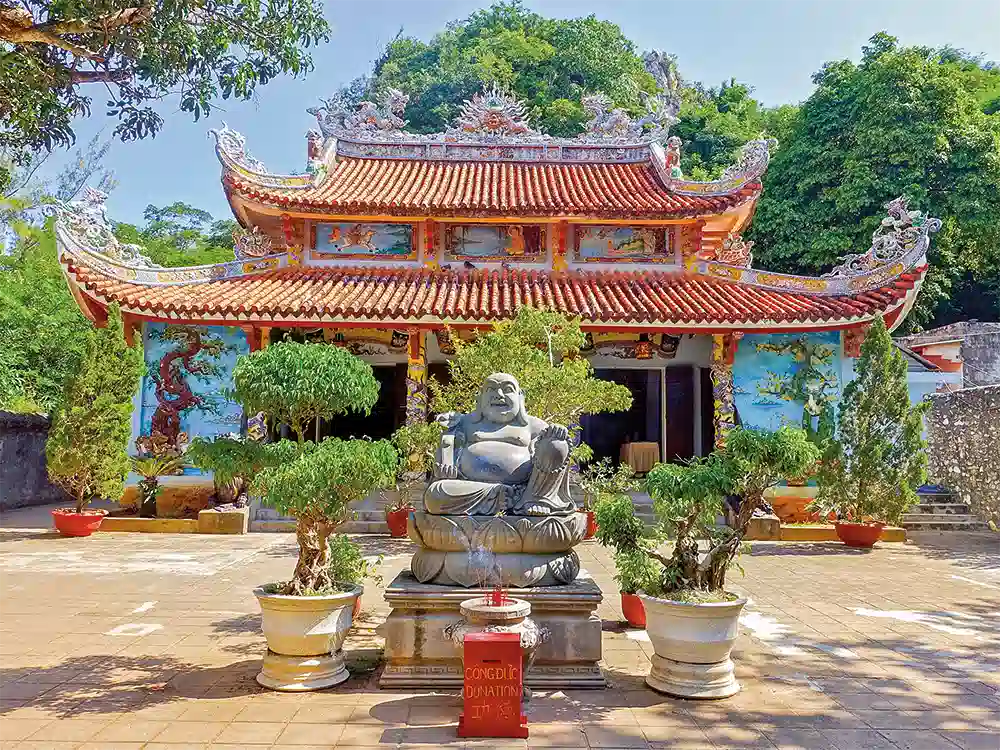 vietnam-tempel-buddha