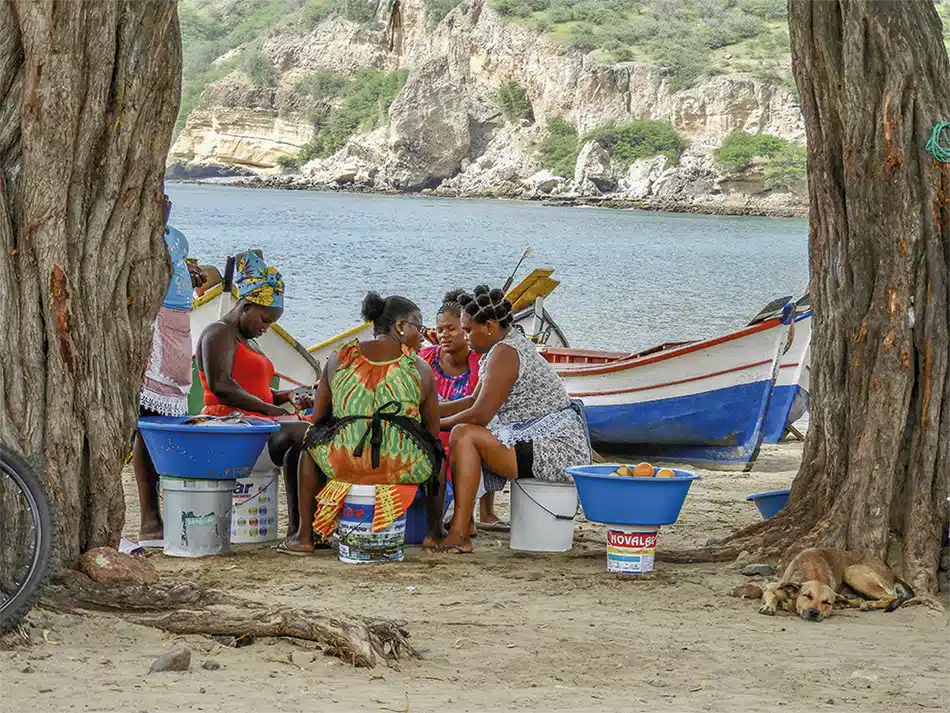 Kapverdische Inseln-Cabo Verde-Rundreise-Meer-Frauen-Markt