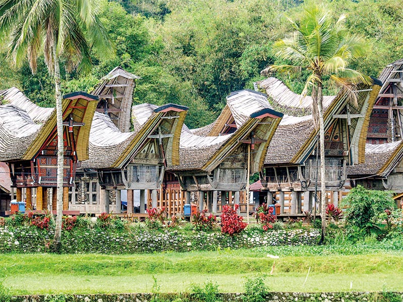 indonesien-sulawesi-rundreise-toraja-land